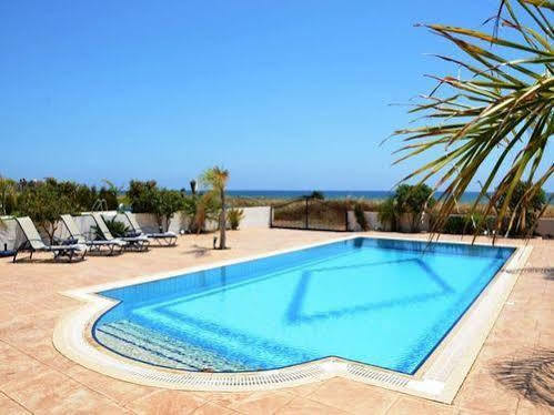 Sunrise Frontline Villas Sotira  外观 照片